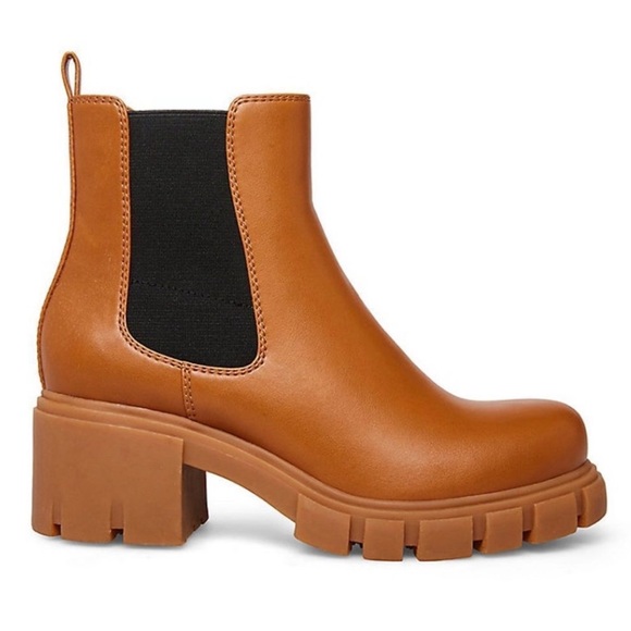 madden girl tessa chelsea boot